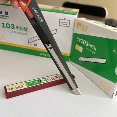 Beli 9mm Cutter Blades Silver and Versatile for Various Cutting Needs pembuatan online