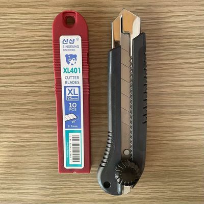 Pisau plastik ABS dengan pisau SK2 untuk pemotongan plasterboard dan besi