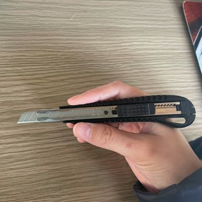 Snap Off Blade 9mm Utilitas Pisau Dengan Plastik Handle Dan 1 Blade Termasuk