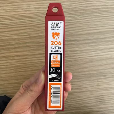 Jangka panjang pisau pemotong 18 mm dengan variasi tergantung pada penggunaan Ketebalan 0,5 mm dan konstruksi yang tahan lama