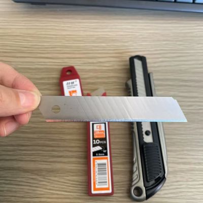 0.5 mm Ketebalan 18 mm pisau pemotong Versatilitas untuk aplikasi pemotongan yang berbeda